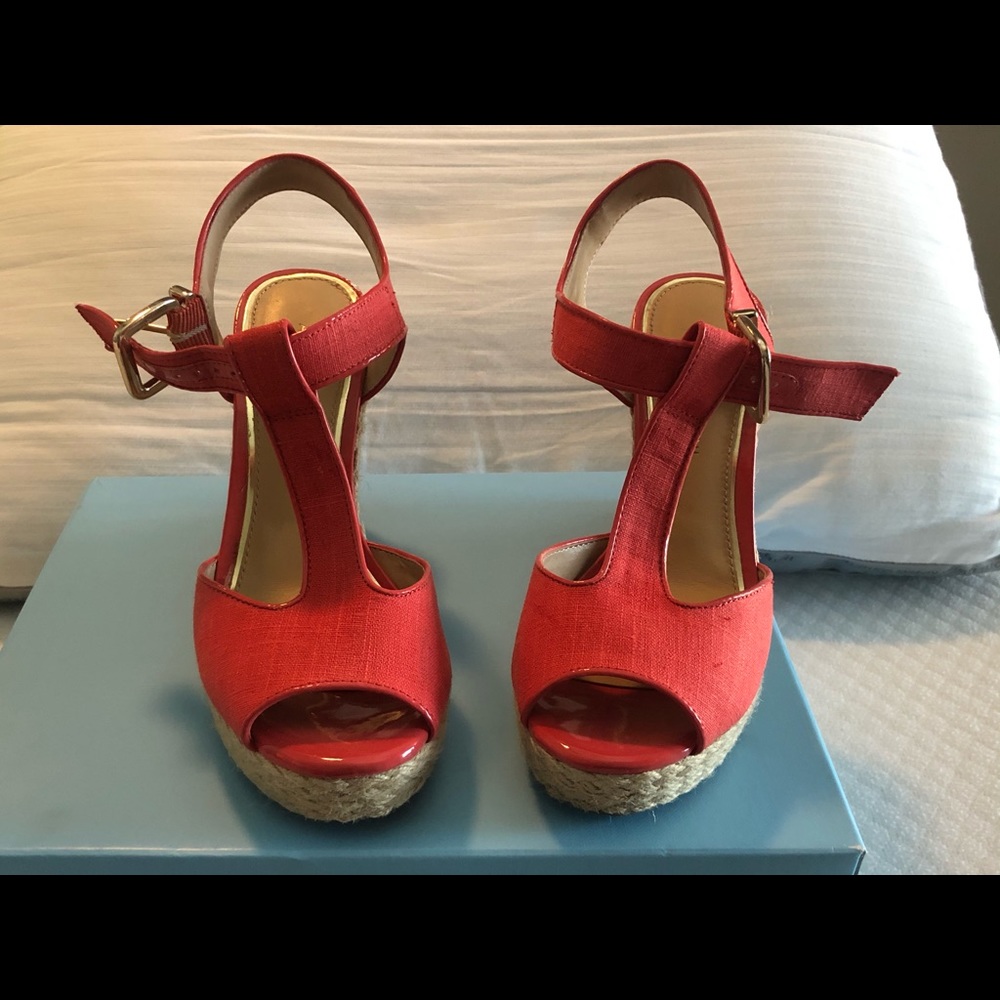 Antonio Melani Coral Wedges